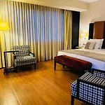 Rivo Hotel
