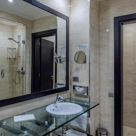Отель Rivo 4*