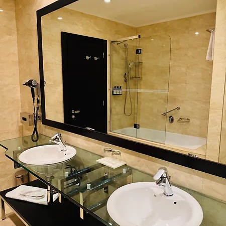 Hotel Rivo