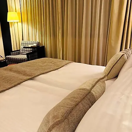 Rivo Hotel 4*